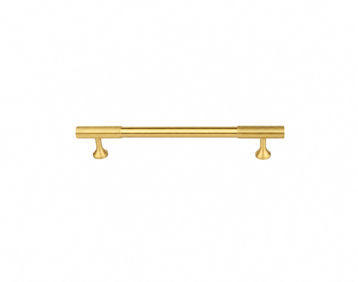 linear bar front – Brass Essence